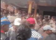 Paguyuban Petani Kreo yang Dipimpin Opik Gelar Demo di Kantor Desa Kreo