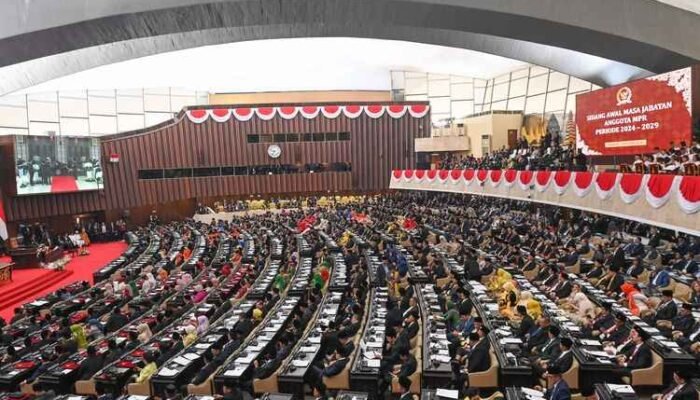 Pelantikan 580 Wajah Baru Parlemen: Harapan Baru untuk Masa Depan Indonesia