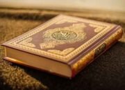 Konsep Induk Kitab dan Ayat Muhkamat: Jalan Lurus dalam Pemahaman Al-Qur’an