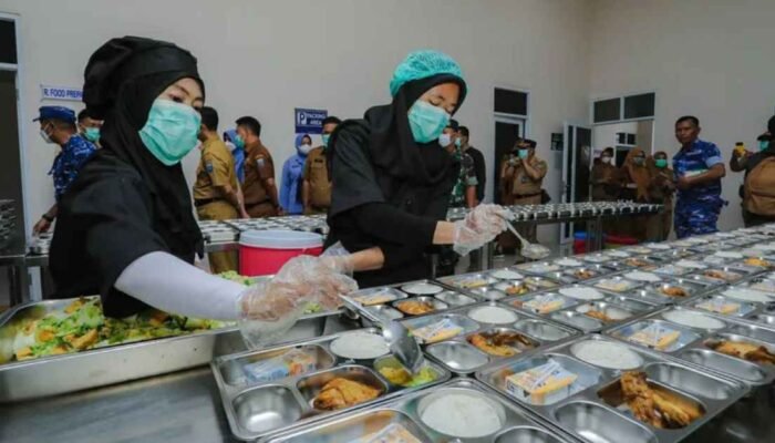 Skandal MBG: Dari Janji Manis Jadi Bancakan Tikus Berdasi