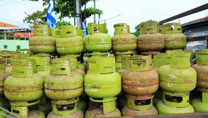 Elpiji 3 Kg Langka, Pengecer Dilarang Jual, Warga Menjerit