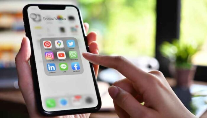Iri Hati Digital: Saat Social Comparison Menyerang