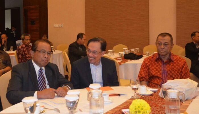 Gerakan, Gagasan, dan Jejaring: Warisan Mas Adi untuk Dunia yang Lebih Adil
