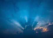 Bekal Menuju Yaumul Akhir: Telaah Qur’ani tentang Taqwa dan Kesadaran Akhirat