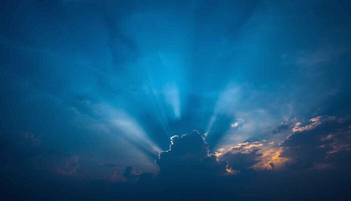 Bekal Menuju Yaumul Akhir: Telaah Qur’ani tentang Taqwa dan Kesadaran Akhirat