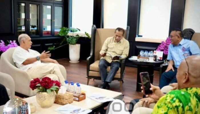 Ferry Juliantono Dukung Pengembangan Industri Rumput Laut Nasional